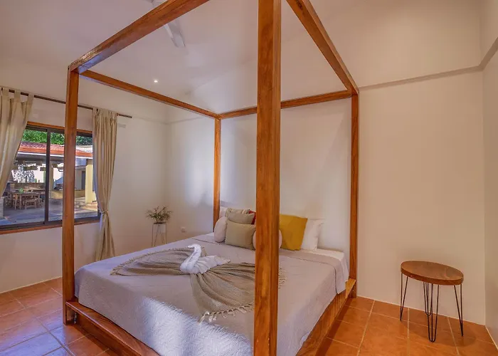 Walk To - Hot Tub - Pool - Comfort & Space Villa Coco
