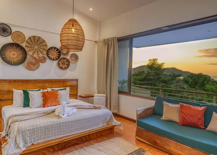 Villa Walk To - Hot Tub - Pool - Comfort & Space Coco